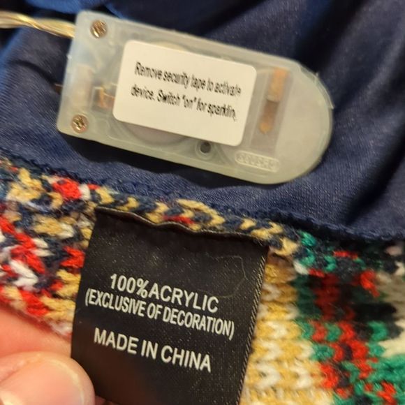 Ugly Christmas Sweater men's L large battery operated lights EUC reindeer snow - Picture 8 of 9